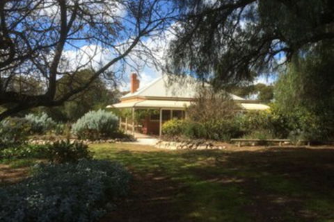 Thalia Getaway Villa - Queensland Tourism 1