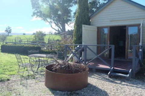 Yea Cabin Bunkhouse - QLD Tourism 0