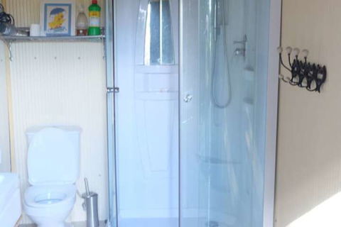 Yea Cabin Bunkhouse - QLD Tourism 5
