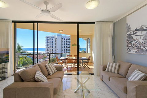 Unit 8 Bronte Of Coolum 8 12 Coolum Terrace Coolum Beach 500 Bond LINEN INCLUDED WIFI - Queensland Tourism 4
