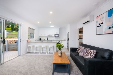 Albury Yalandra Apartment 4 - Queensland Tourism 3