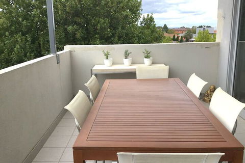 Essendon Sub Penthouse On Napier - Queensland Tourism 1