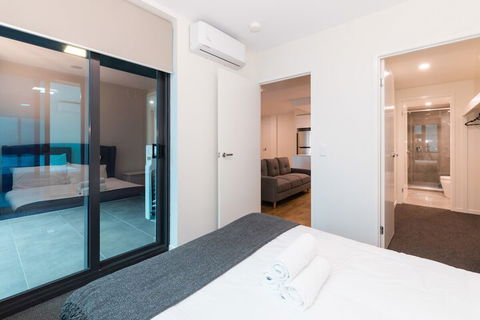 Sofun Apartment On Manning St - Queensland Tourism 5