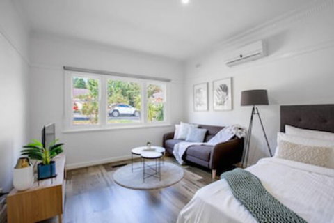 88 Peaceful Blackburn House - QLD Tourism 0