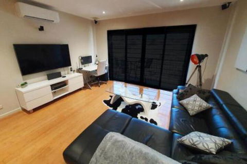The Arcadia Apartment - QLD Tourism 3