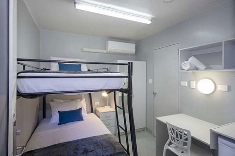 Lake Kawana Accommodation - QLD Tourism 6