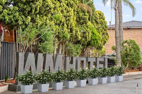 WM Hotel Bankstown - QLD Tourism 1