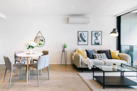 21 Docklands - Queensland Tourism 0