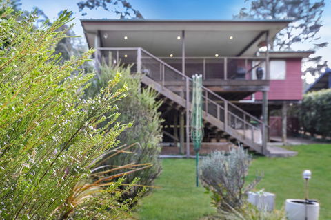 Baileys Retreat - Queensland Tourism 1