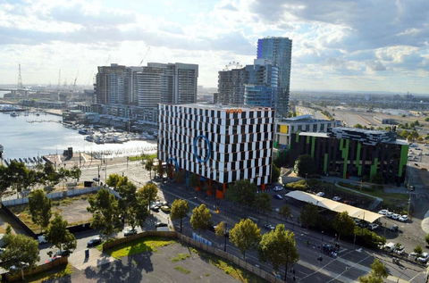 ReadySet Apartments At Stadium - Queensland Tourism 1
