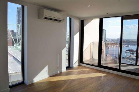 ReadySet Apartments At Stadium - Queensland Tourism 5