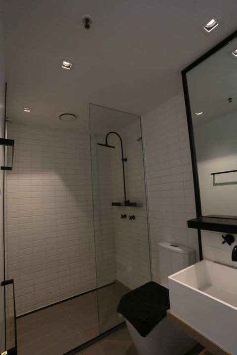 ReadySet Apartments At Stadium - Queensland Tourism 6