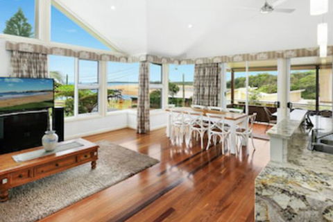 Oceanview - QLD Tourism 0