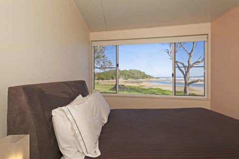 Lobster Cottage Sawtell NSW - QLD Tourism 3