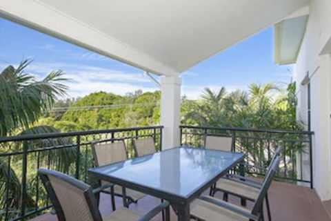 1 / 17 22nd Ave Sawtell NSW - QLD Tourism 0