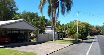 La Casa De Playa - Queensland Tourism 0