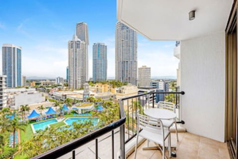 Private Apartment In The Heart Of Surfers Paradise - Queensland Tourism 0