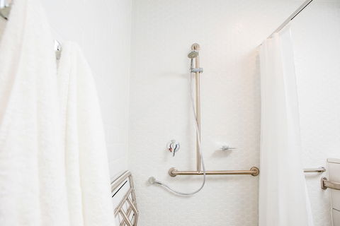The Arbour Boutique Apartments - QLD Tourism 5