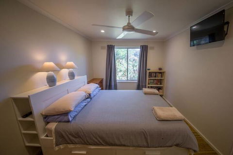 17 Broadbeach Drive - QLD Tourism 2