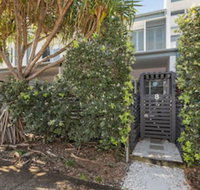 COASTAL CHIC at CASUARINA - QLD Tourism