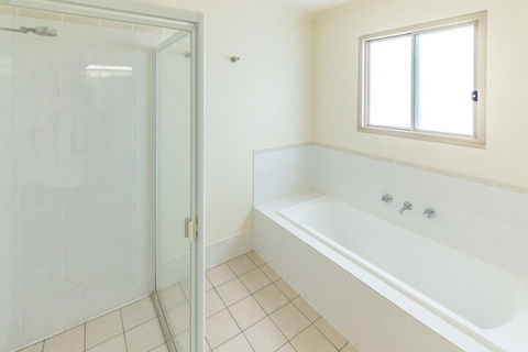 Salt 37 Oceanview Drive - QLD Tourism 4