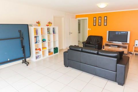 Salt 37 Oceanview Drive - QLD Tourism 3