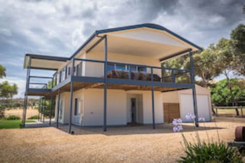 Shearers Rest 5 Davey Road - QLD Tourism 0