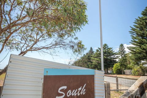 South Shores Yellowfin Villa 95 South Shores Normanville - QLD Tourism 1