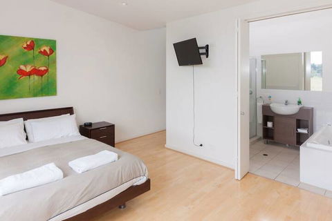 South Shores Yellowfin Villa 95 South Shores Normanville - QLD Tourism 7