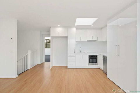 Phillip Island Townhouses - Queensland Tourism 3