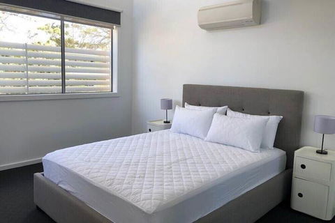 Phillip Island Townhouses - Queensland Tourism 4