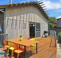 Surf Sounds Free Wifi PET Friendly Surf Side - QLD Tourism