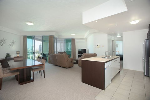 Wings Private Apartments - Queensland Tourism 5
