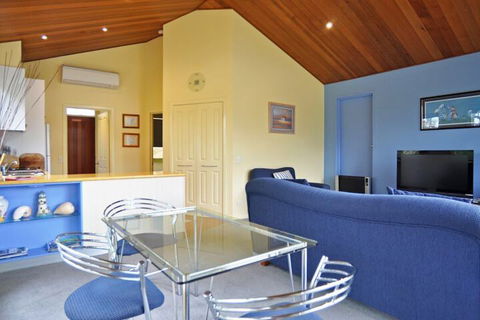 THE Sails 4 Linen Included Central Location - QLD Tourism 5