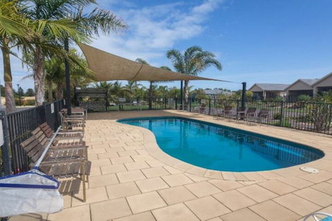 Wenneelys 26 / 45 St. Andrews Boulevard - QLD Tourism 6