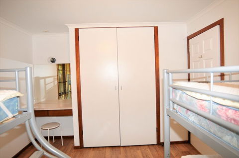 Palm Waters 4 PET Friendly - Queensland Tourism 1