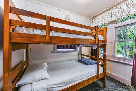 Wyatt Guest House - Queensland Tourism 7