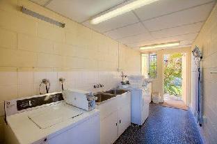 Foreign Exchange Accommodation Beachside - QLD Tourism 1