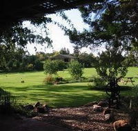 Mudgees Getaway Cottages - Queensland Tourism