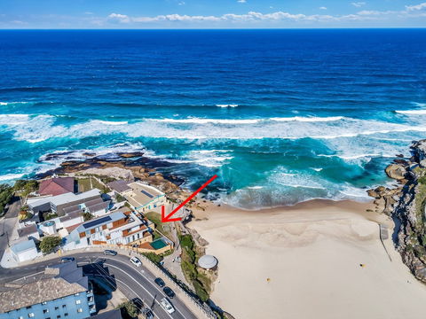 Tamarama Apartments - Queensland Tourism 0