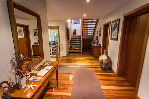 Eugenies Luxury Accommodation - QLD Tourism 1