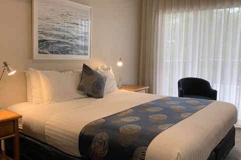 Eugenies Luxury Accommodation - QLD Tourism 7