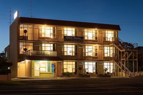 Blue Seas Motel - Queensland Tourism 3