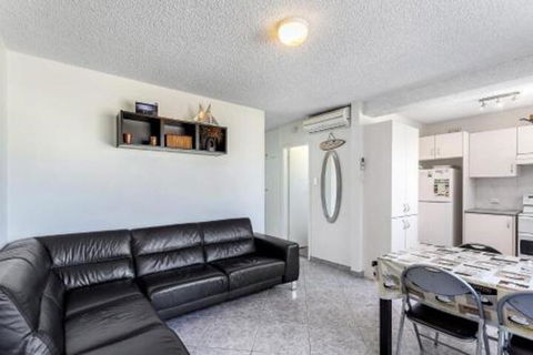 Sunset Court Unit 1 / 3 Resthaven Avenue - QLD Tourism 4