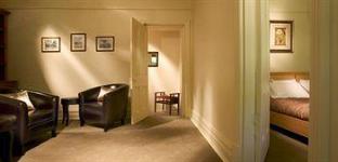 Aquador Retreat - Queensland Tourism 2