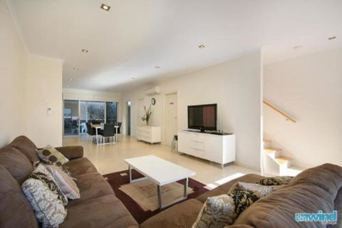 The Block Townhouses - QLD Tourism 0