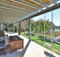 Mortimers Wines The Vines Studio - QLD Tourism
