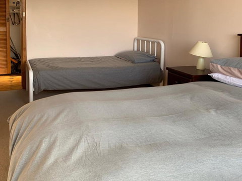 Longbeach House - QLD Tourism 6