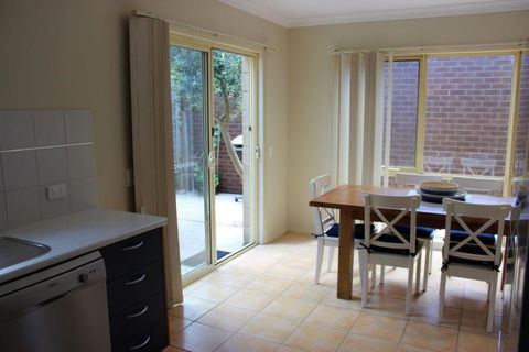 Annies Place - QLD Tourism 3