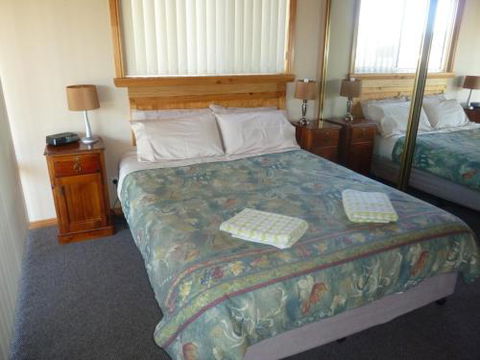 Bridport Villa - QLD Tourism 5